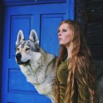 The Long History of Dogs and Humans: When Domestication Began and How Wolves Became Companions 3 The Long History of Dogs and Humans: When Domestication Began and How Wolves Became Companions